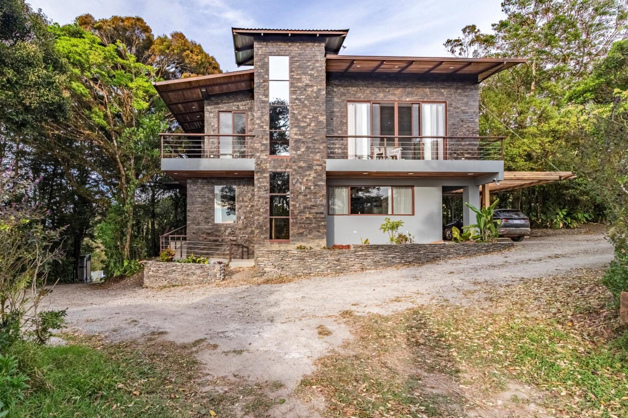 Cougar Monteverde Εξωτερικό φωτογραφία