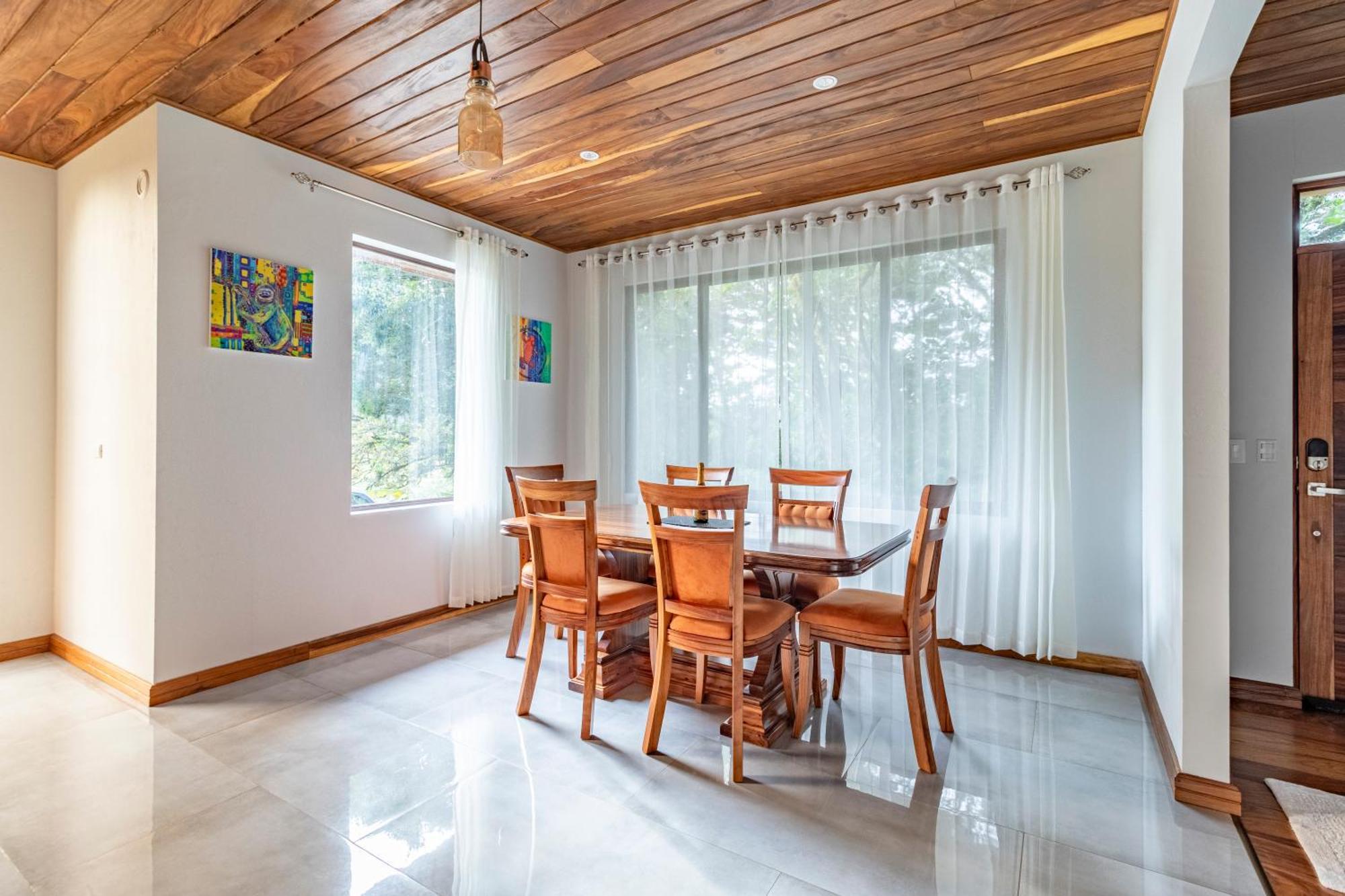 Cougar Monteverde Εξωτερικό φωτογραφία